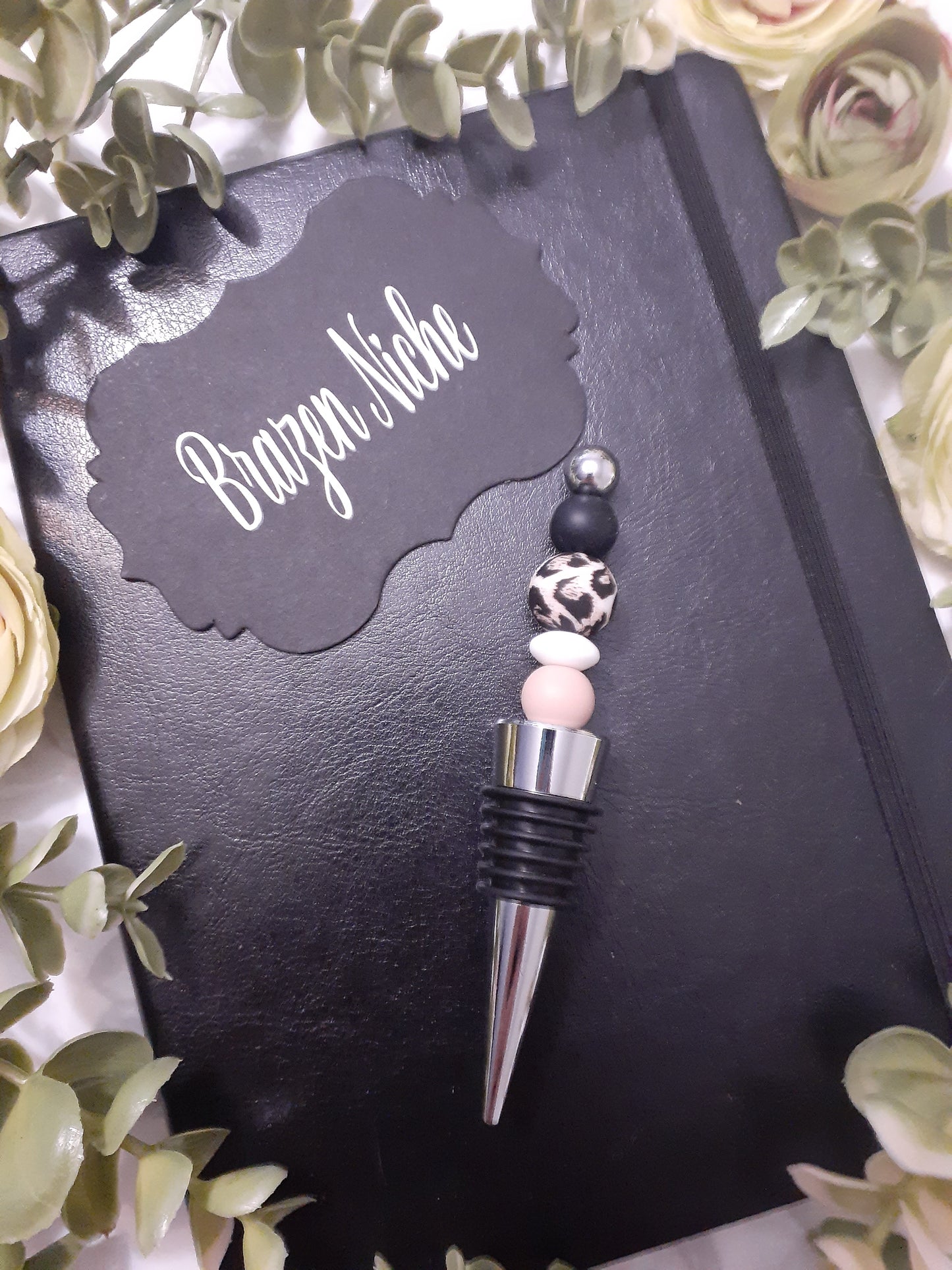 Black Animal Print Handmade Beaded Wine Stopper – Sophistication Meets the Wild Side 🍷🐆