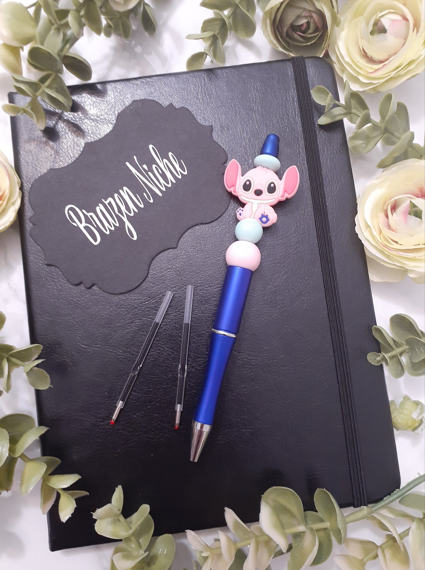 👽 Alien Beaded Pen – Take Your Writing Out of This World!