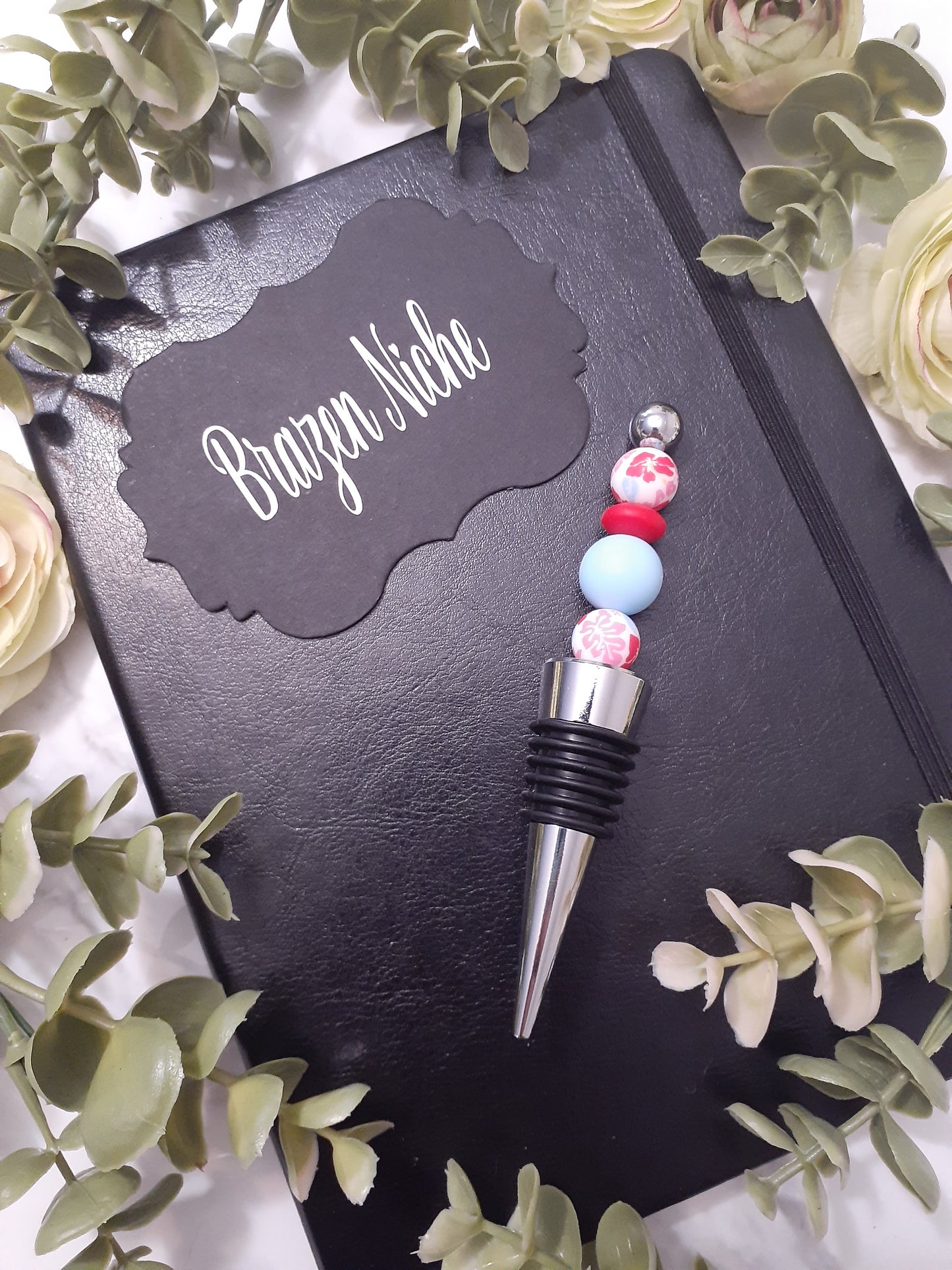 Blue & Red Floral Handmade Beaded Wine Stopper – A Blooming Touch of Elegance 🍷🌺
