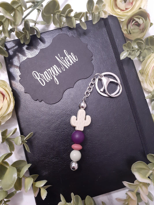 Desert Cactus Beaded Keychain – Bring the Southwest Wherever You Go 🌵✨